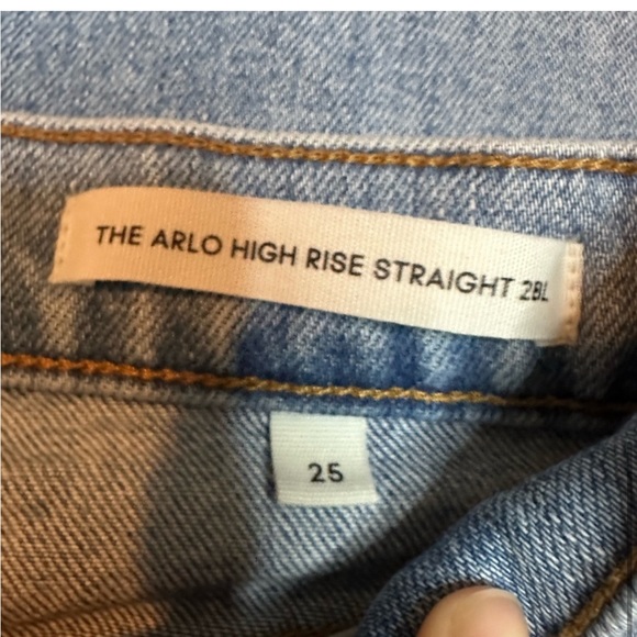 Denim Forum | The Arlo High Rise Straight Jean - Picture 4 of 5